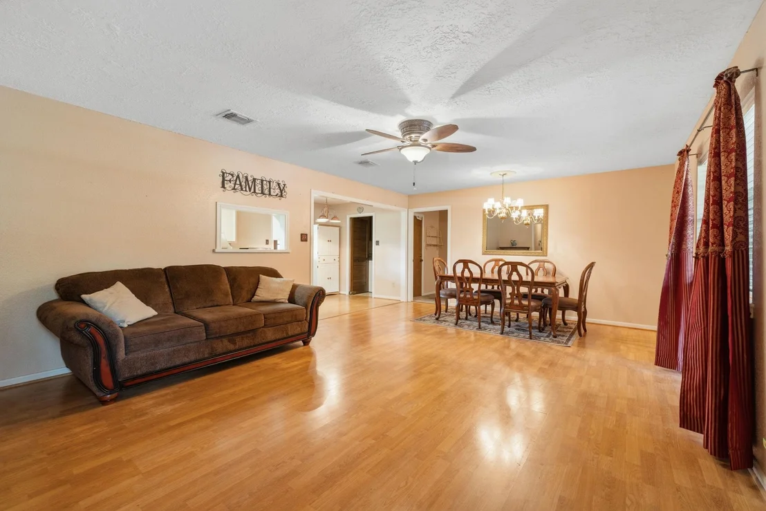 Photo of 30823 Martens Road