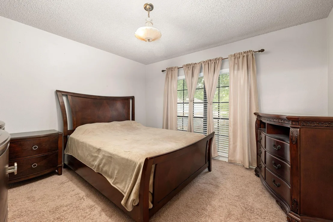 Photo of 23010 Lanham Drive