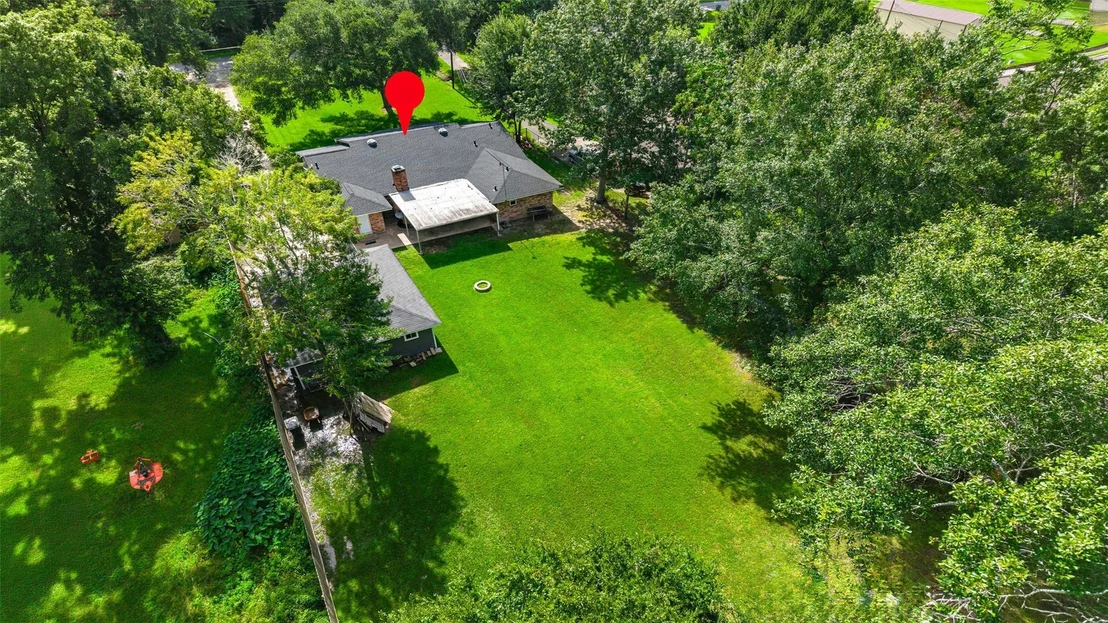Photo of 20472 Lakeside Drive