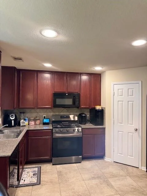 Photo of 19002 Windy Stone Drive