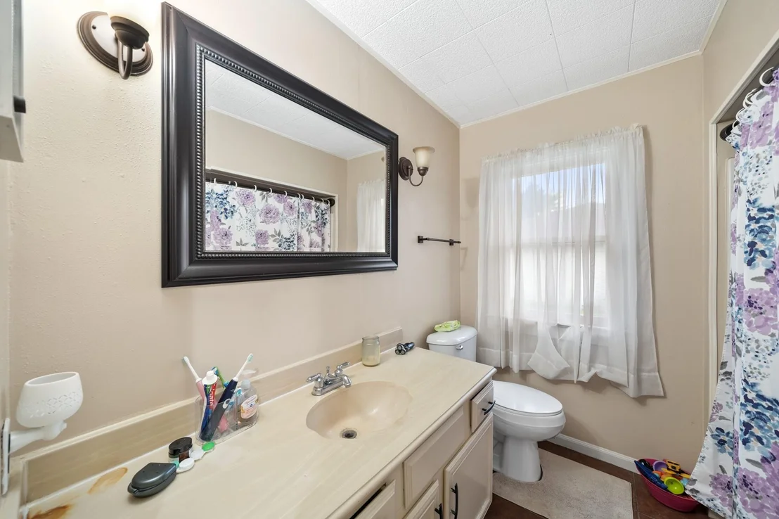 Photo of 2618 Violet Street