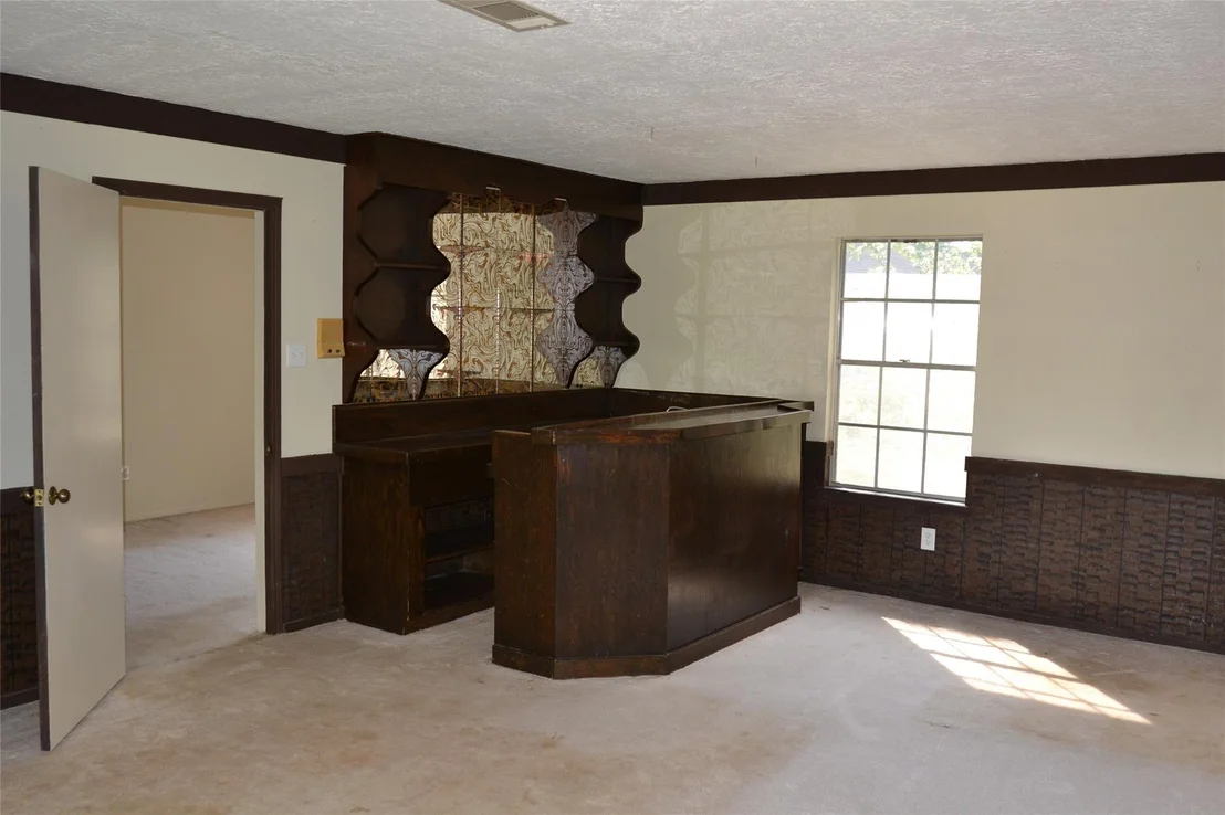 Photo of 1223 Longledge Drive