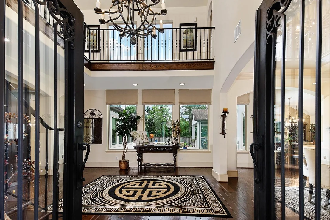 Photo of 105 Larkhaven Drive