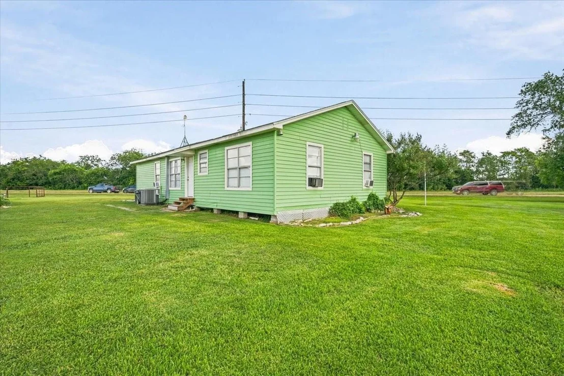 Photo of 765 Norcross Road