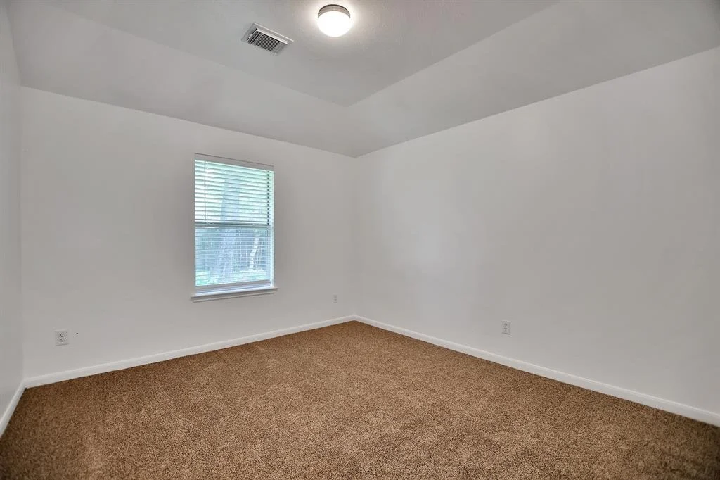 Photo of 67 N Winterport Circle