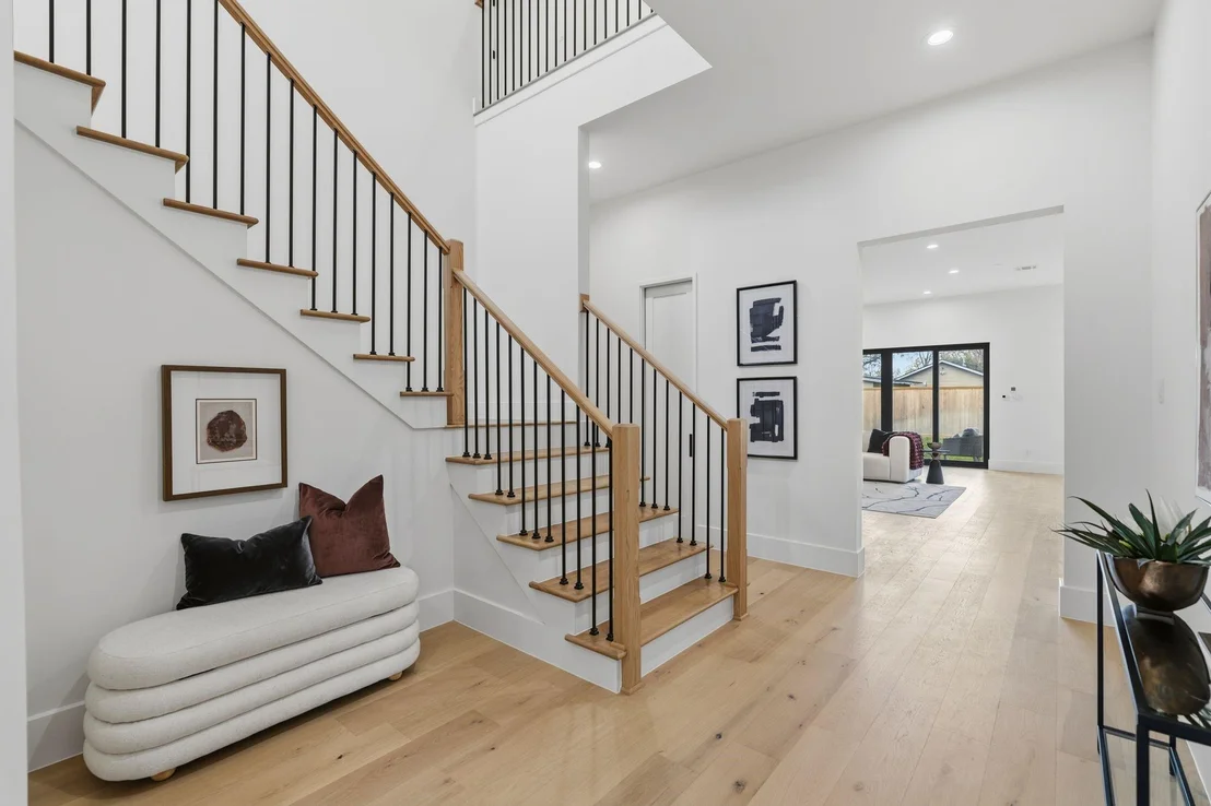 Photo of 1933 Ridgemore Drive