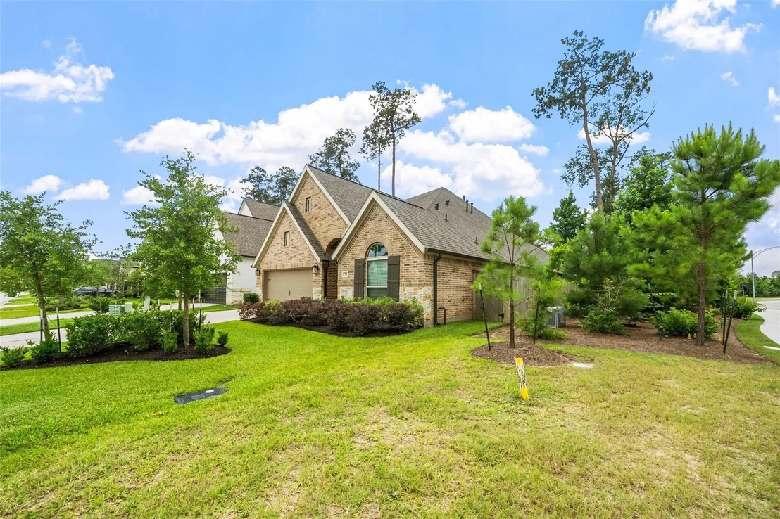 Photo of 704 Fall Rock Branch Drive