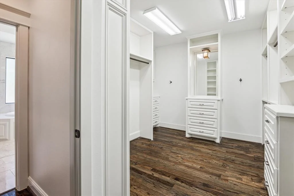 Photo of 1558 Hewitt Drive