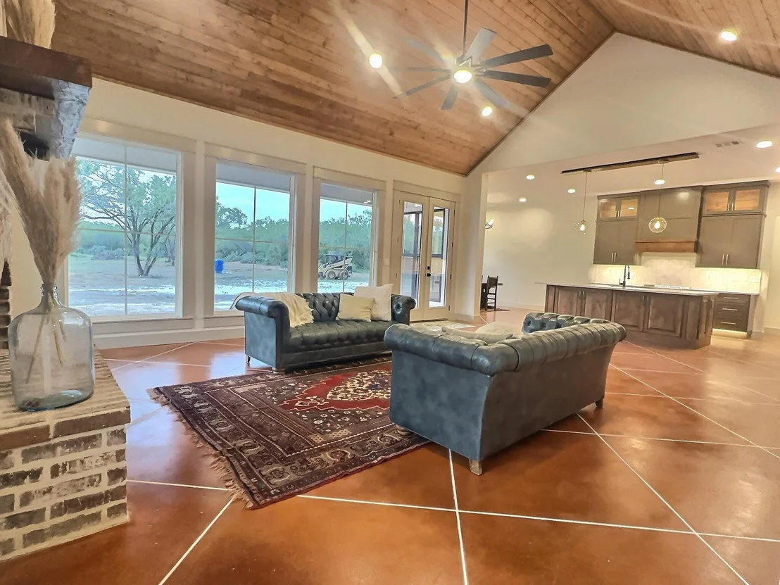 Photo of 1186 Old Pearsall Road