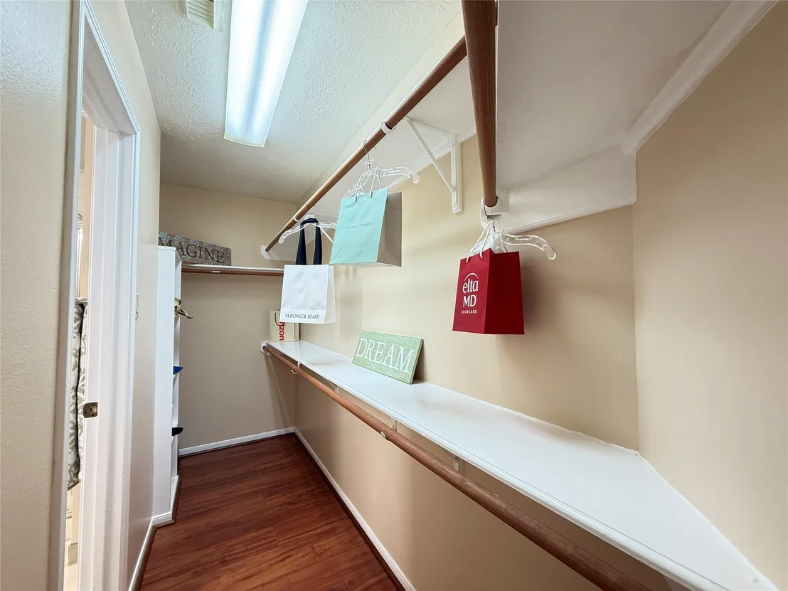 Photo of 13806 Cantwell Drive