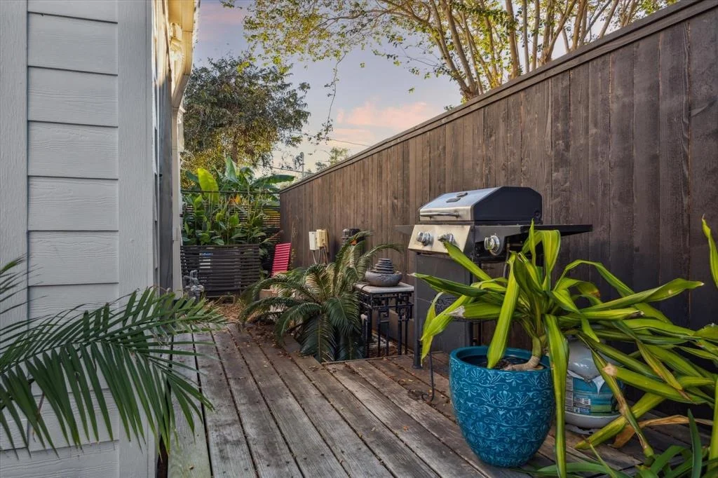 Photo of 901 Walling Street