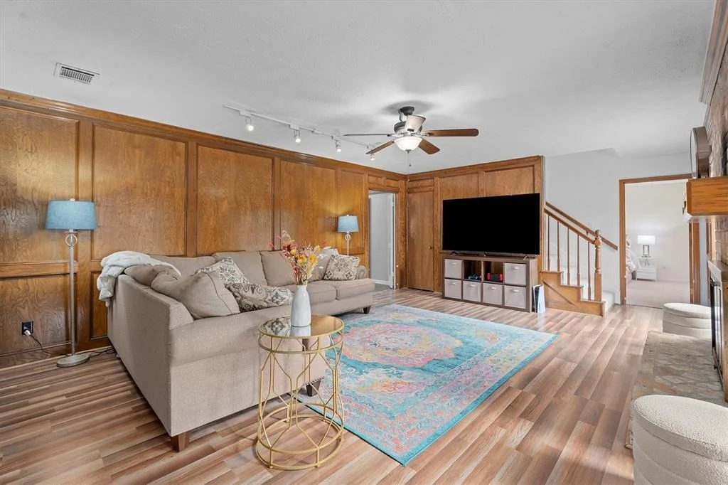 Photo of 819 Maranon Lane