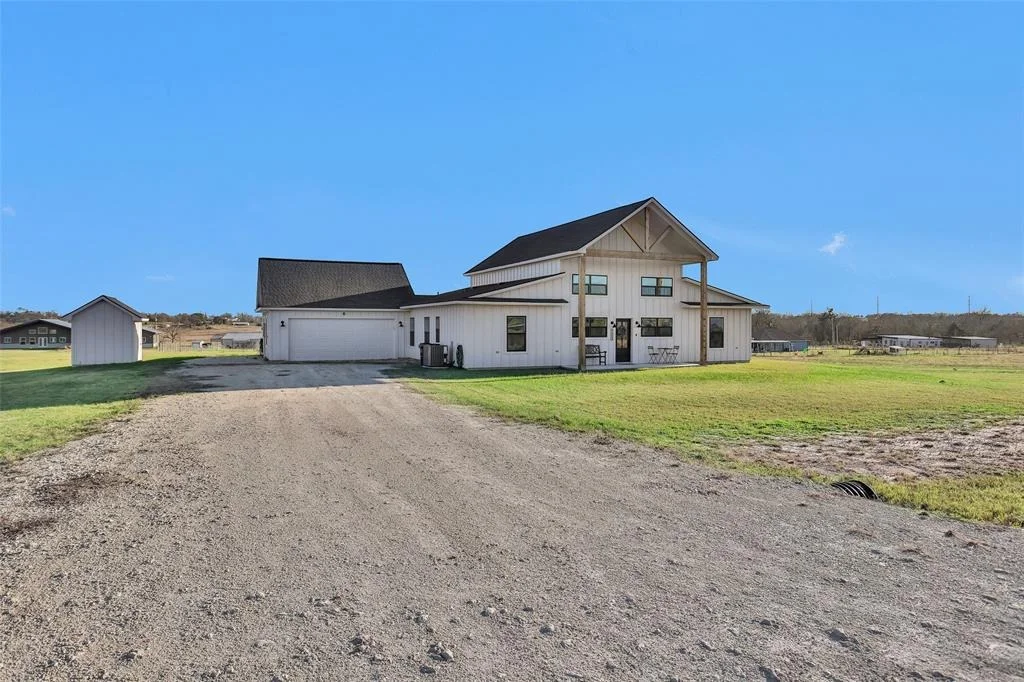 Photo of 5425 Horseshoe Drive