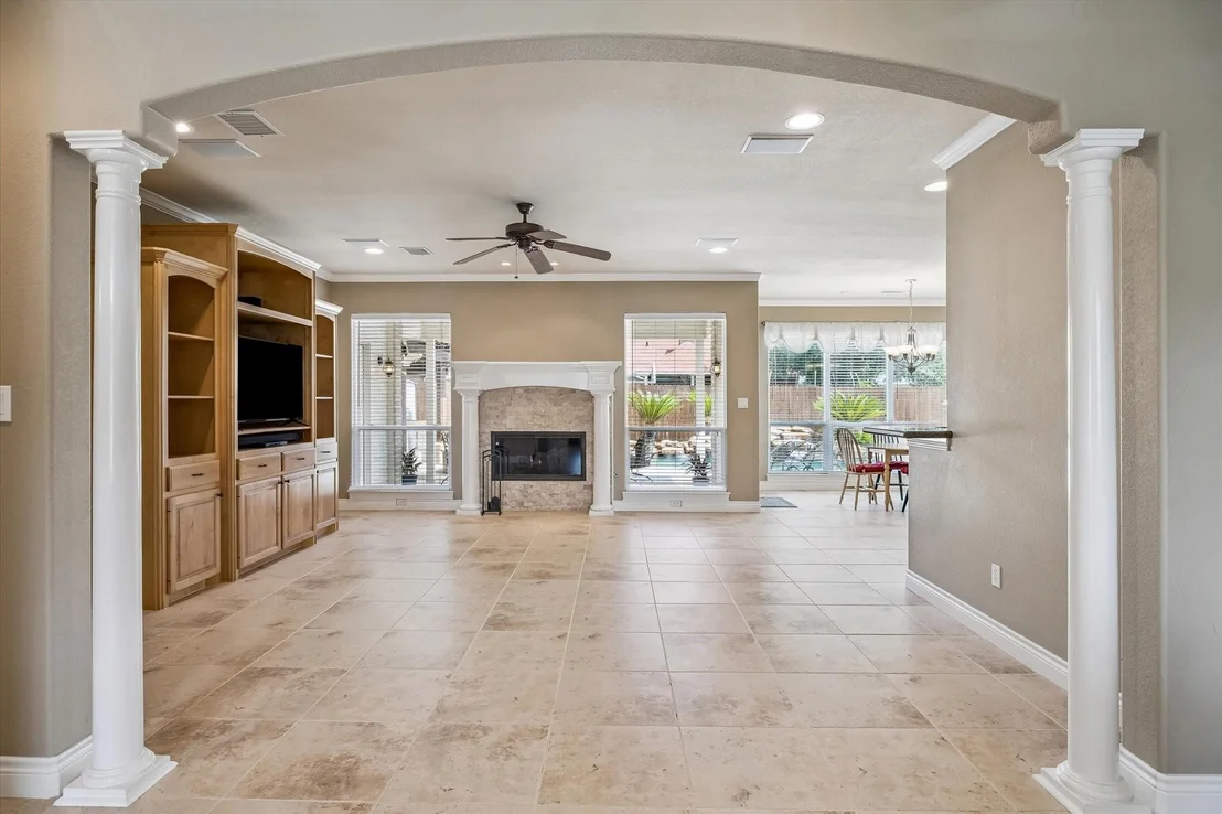 Photo of 17412 Waterview Drive