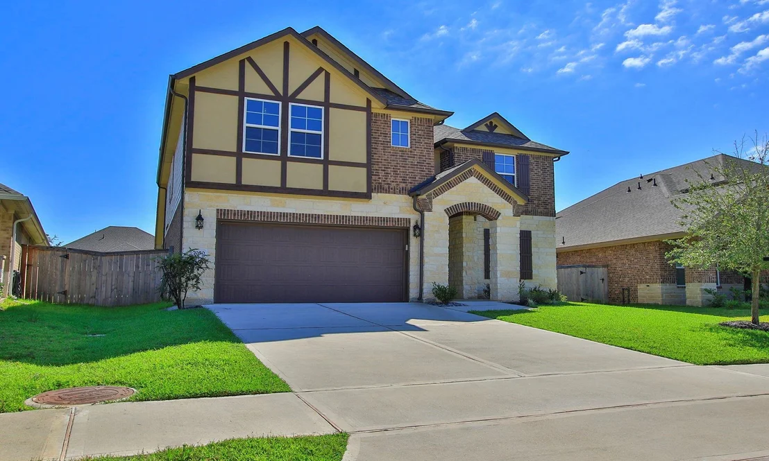 Photo of 7050 Lauren Oak Drive