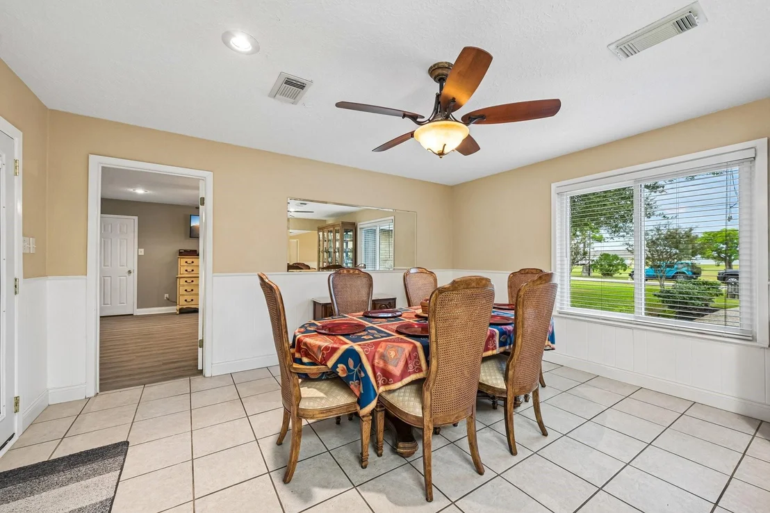Photo of 2535 Cliff Drive