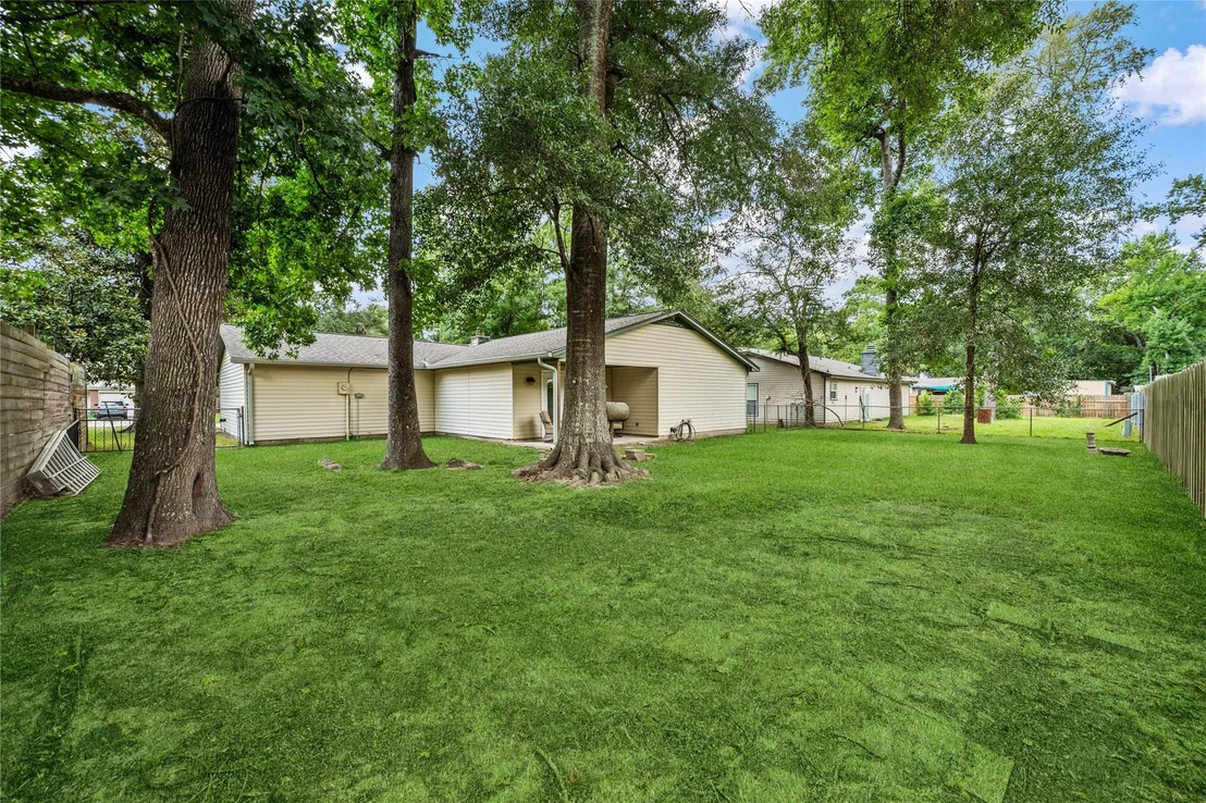 Photo of 25341 Dogwood Lane