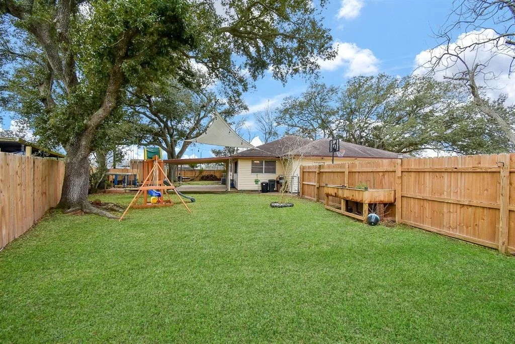 Photo of 304 Lily Lane