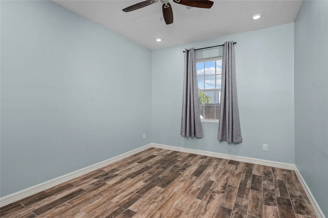 Photo of 600 Olde Oaks Circle