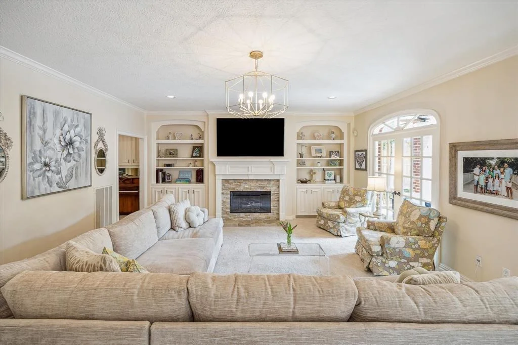 Photo of 4149 Milton Street