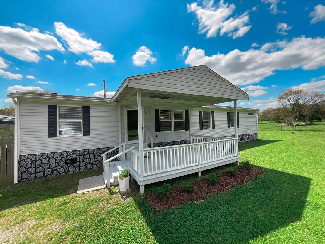 Photo of 3854 County Road 2604