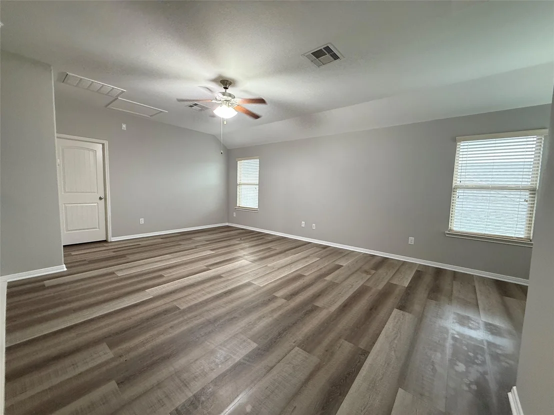 Photo of 4223 Fenetre Forest Street
