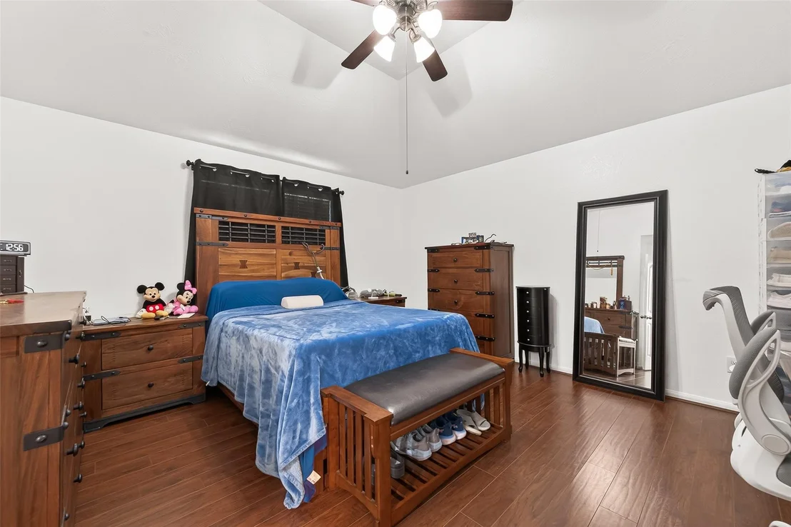 Photo of 22334 Guston Hall Lane
