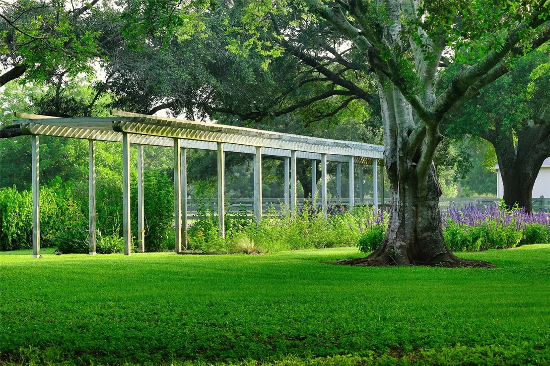 Photo of 30803 Riverlake Road
