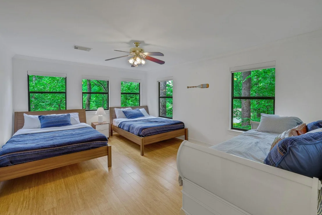 Photo of 701 Lakeview Estates Drive