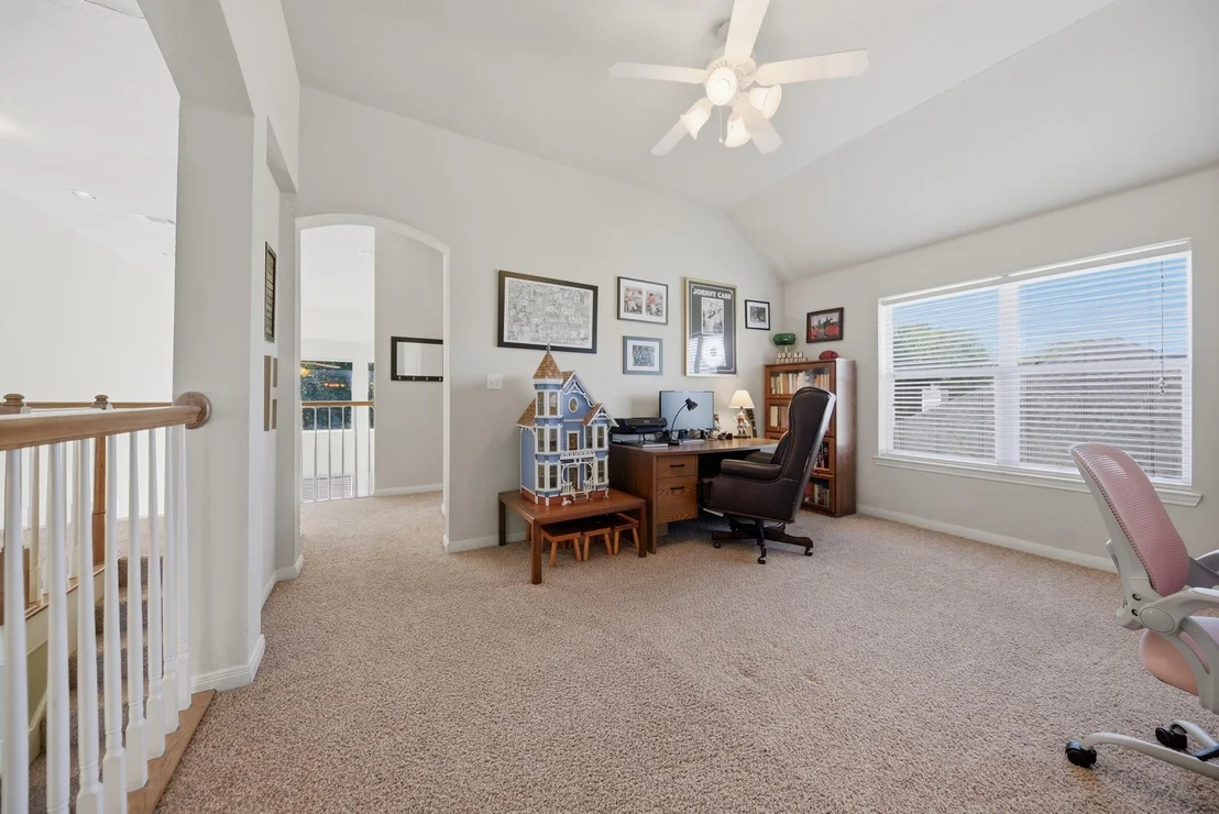 Photo of 2913 Oakwood Drive