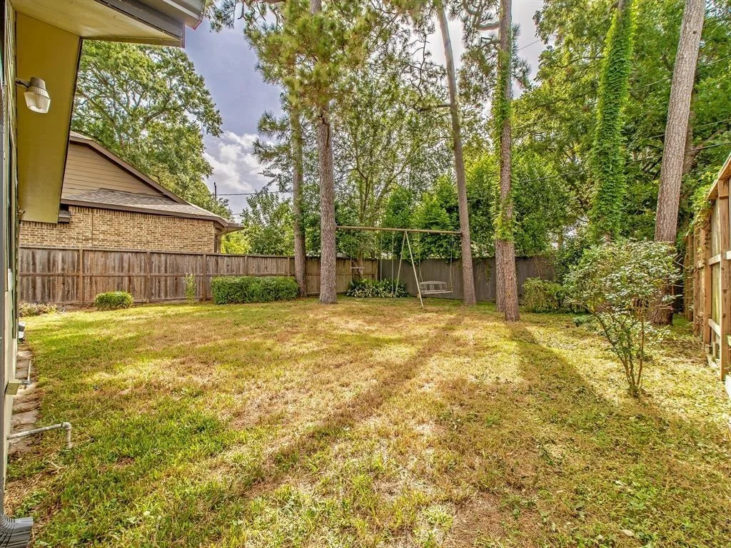 Photo of 1441 Chamboard Lane