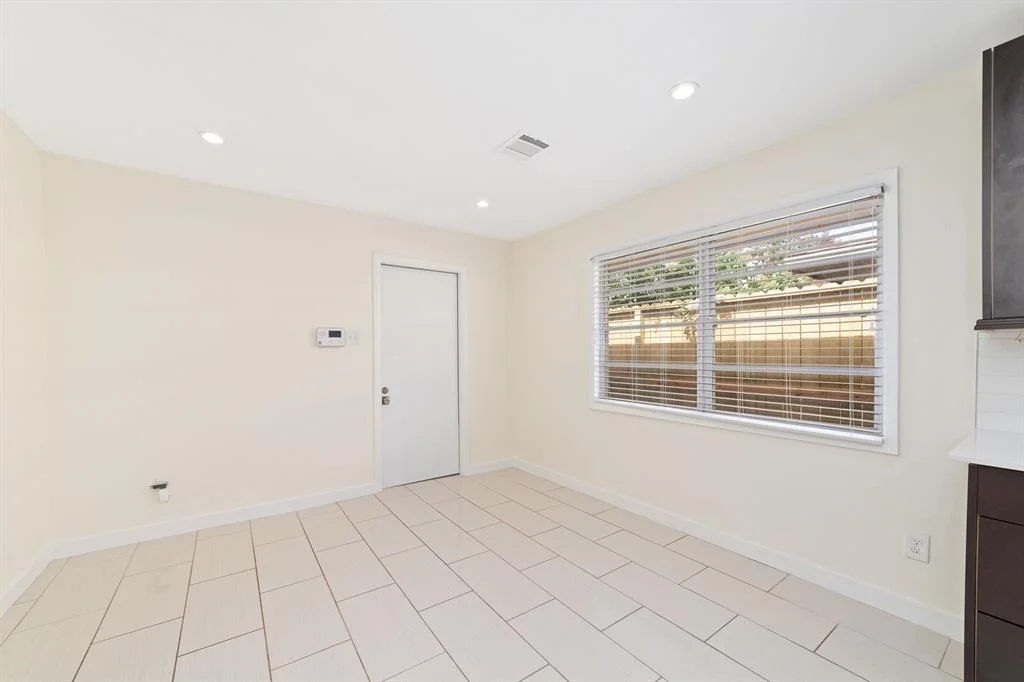Photo of 6234 Shadow Crest Street