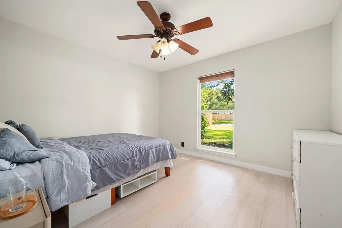 Photo of 2211 Pomeran Drive