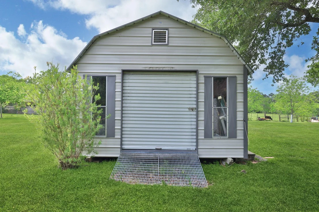 Photo of 30823 Martens Road