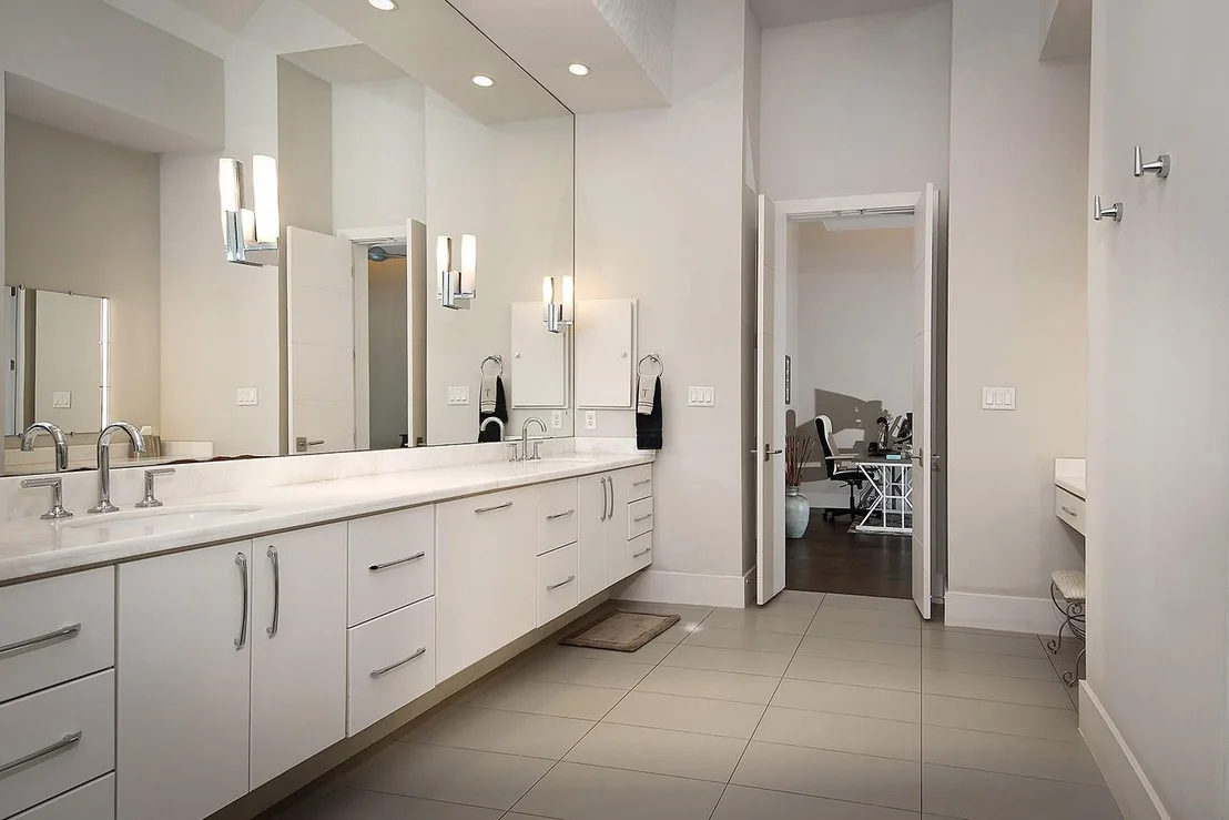 Photo of 10 Kingscote Way