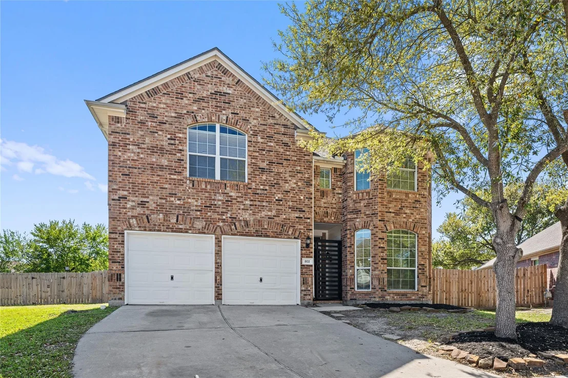 Photo of 802 Cypresswood Bough