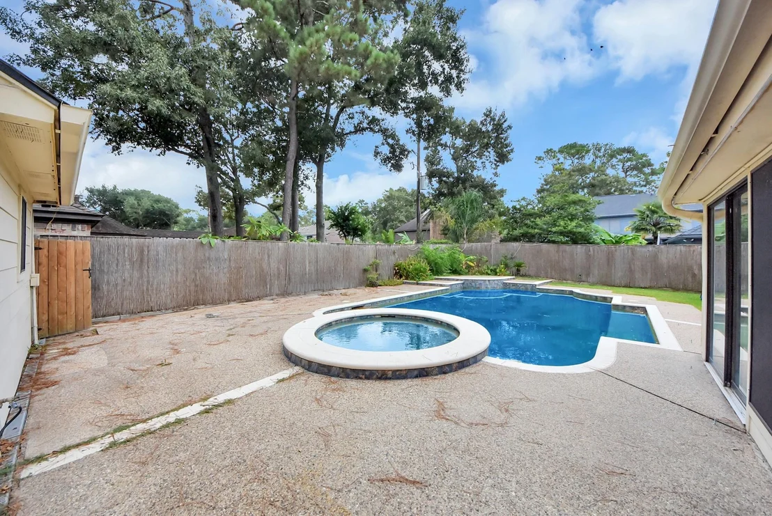 Photo of 12463 Oak Park Drive