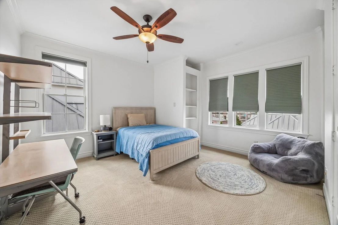 Photo of 6015 Post Oak Green Lane