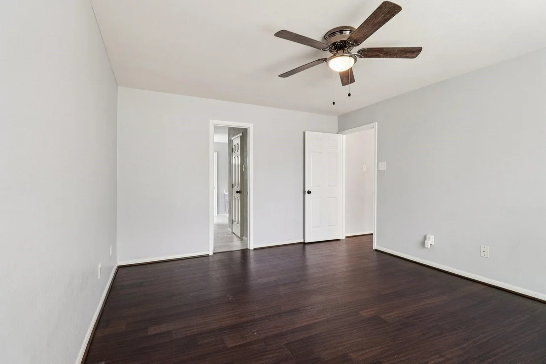 Photo of 8003 Oceanside Drive