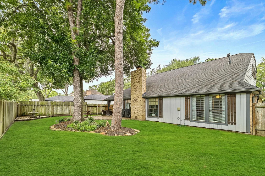 Photo of 2709 Pine Needle Lane