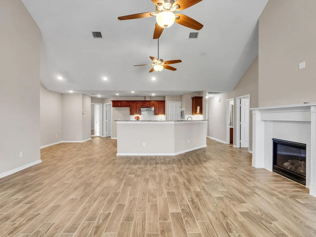 Photo of 6827 Davy Crockett Drive