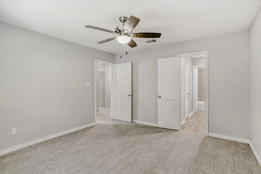 Photo of 28943 Enchanted Drive