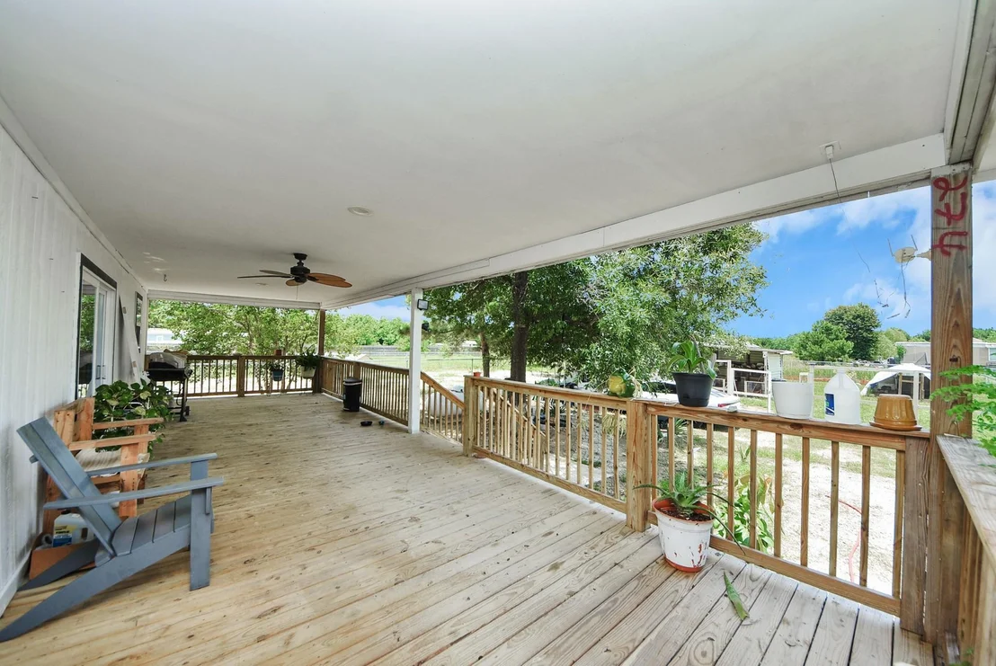 Photo of 274 Road 5252