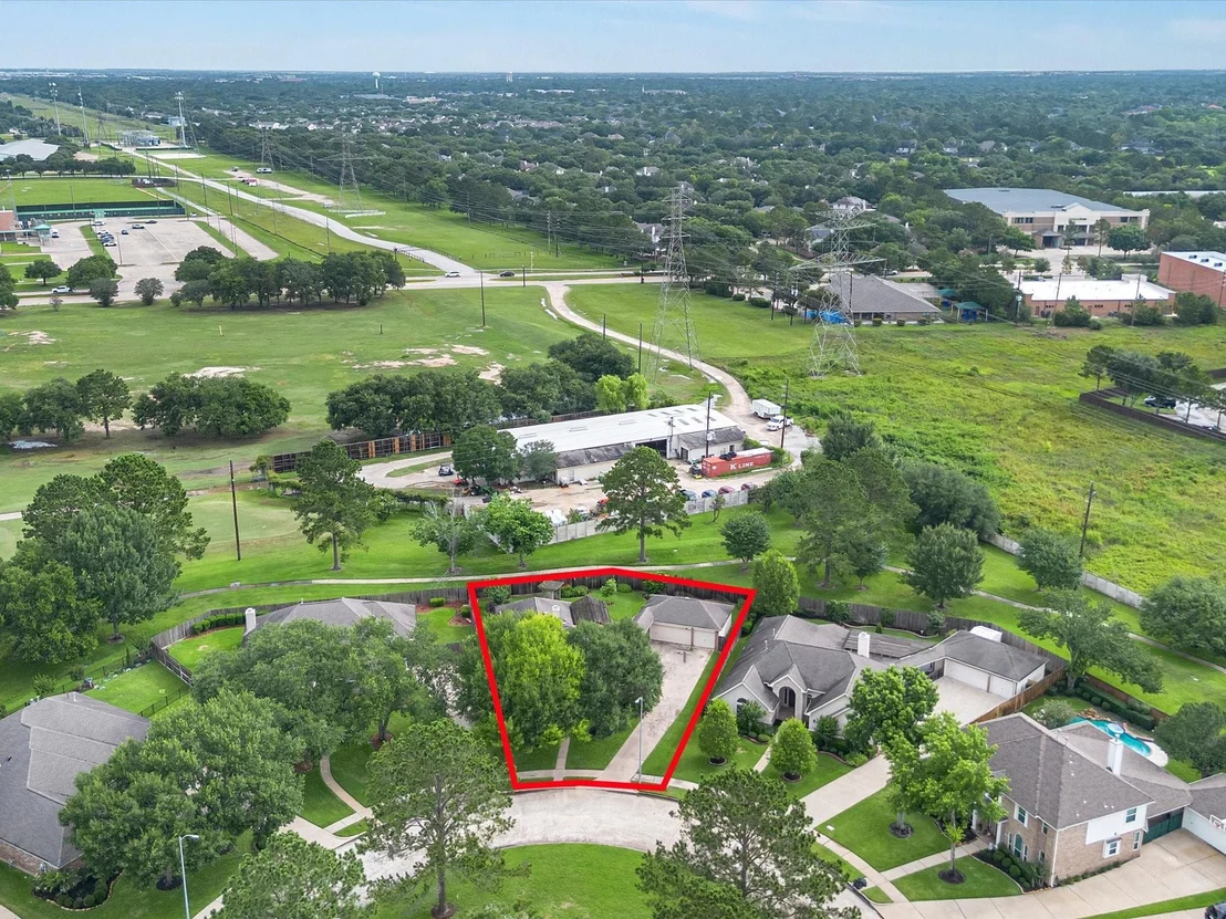 Photo of 3906 Belvoir Park Drive