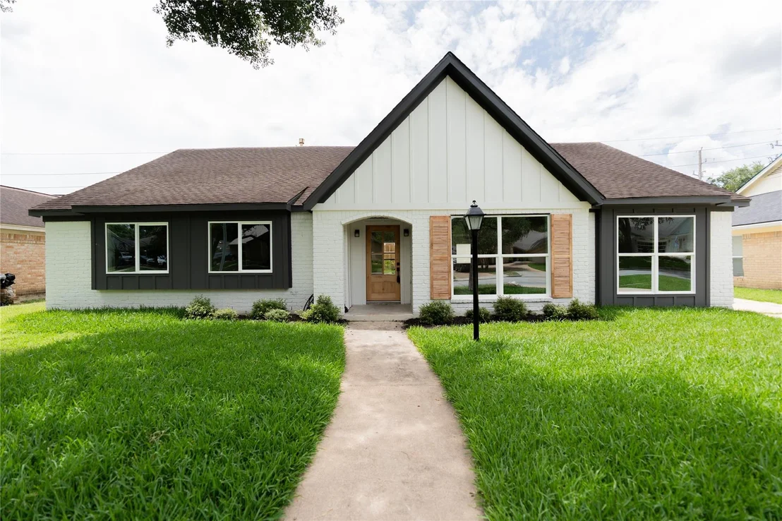 Photo of 4531 Hickory Downs Drive