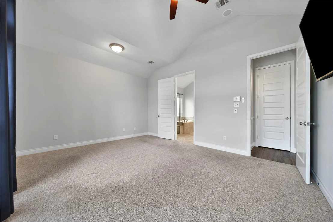 Photo of 28205 Woodland Bend Way