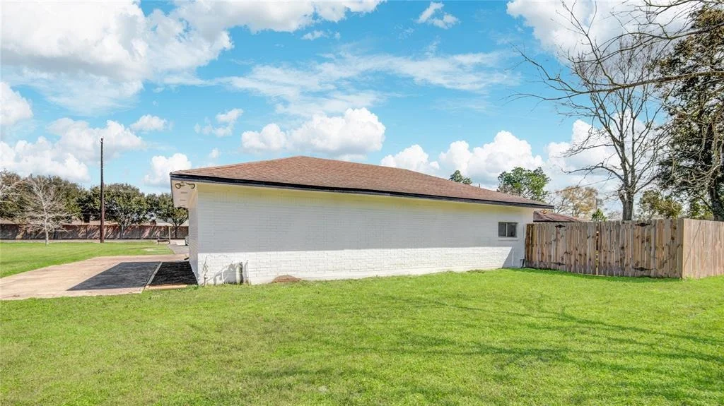 Photo of 3610 Mclean Road