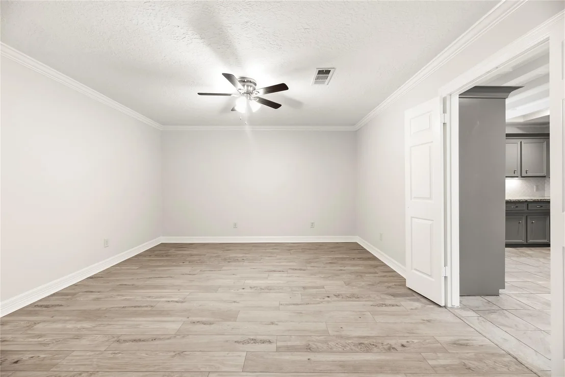 Photo of 5903 Echo Lake Lane