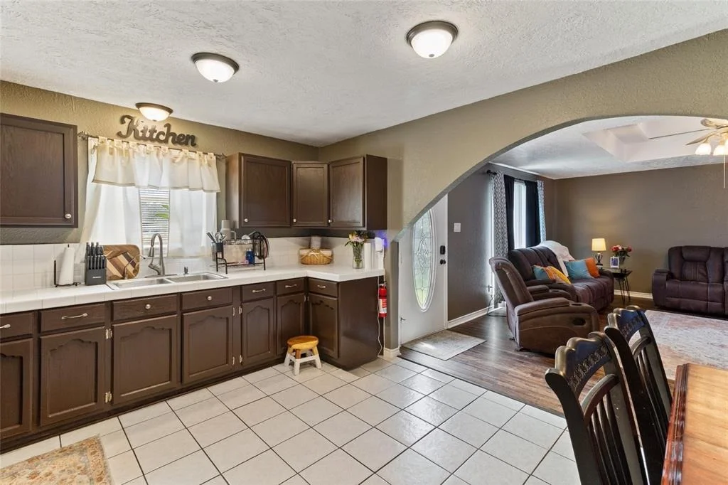 Photo of 1504 N Avenue Q