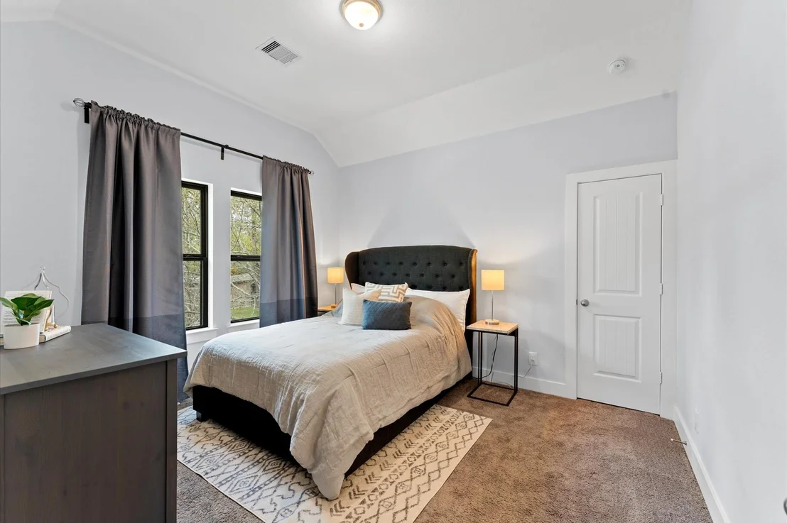 Photo of 418 Isolde Drive